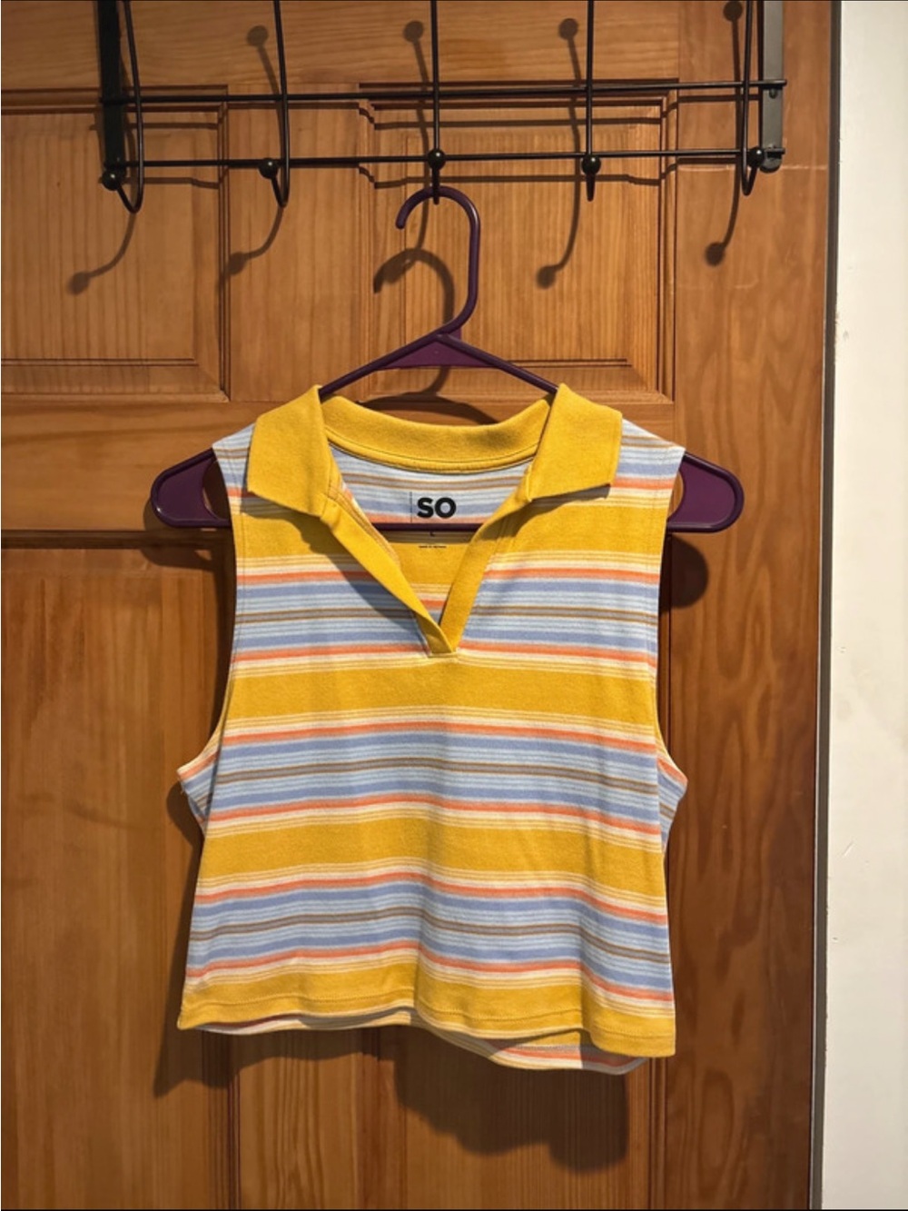 SO Goods For Life MultiColor Sleeveless Collared Top